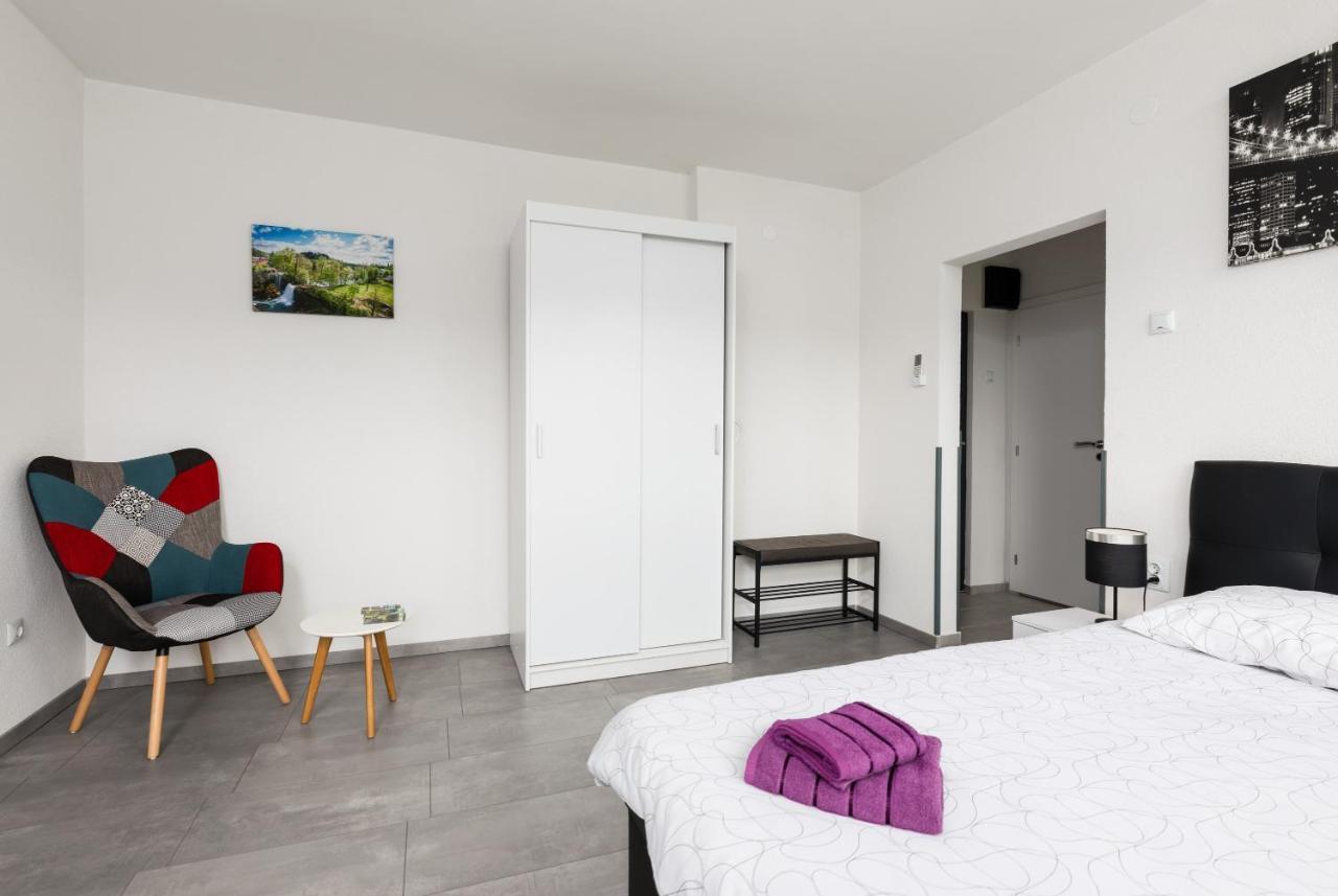 Studio Apartman Sirius Slunj Exteriör bild